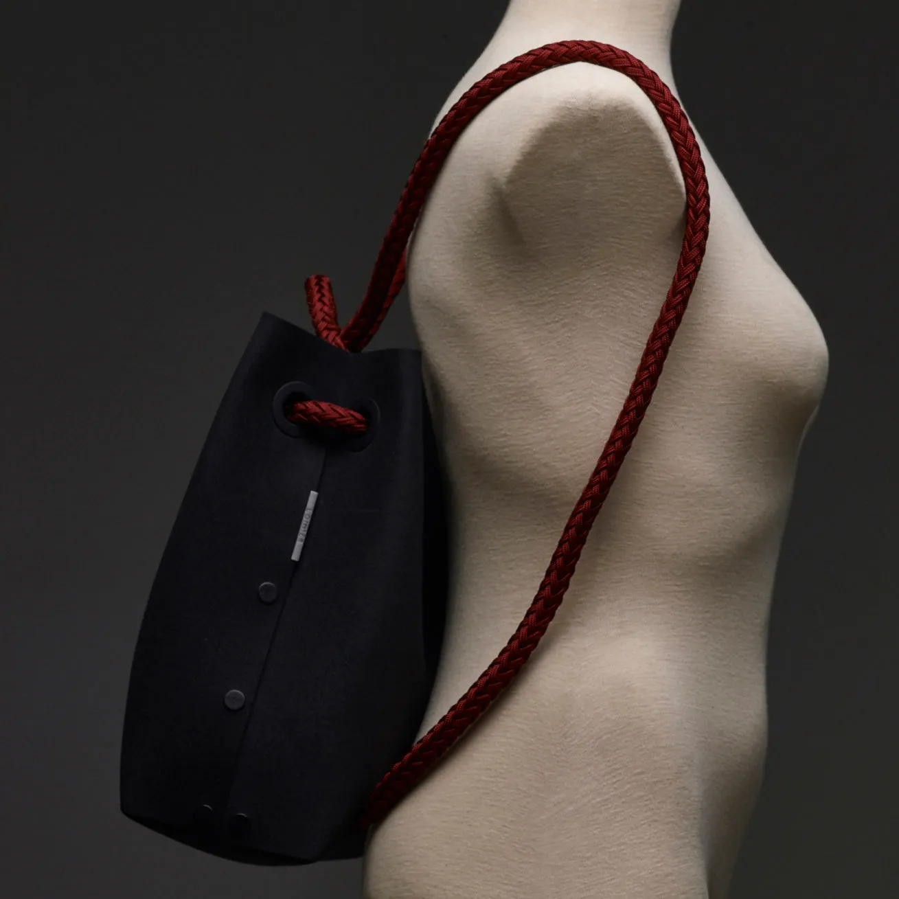 Backpack | Regular Black/Red